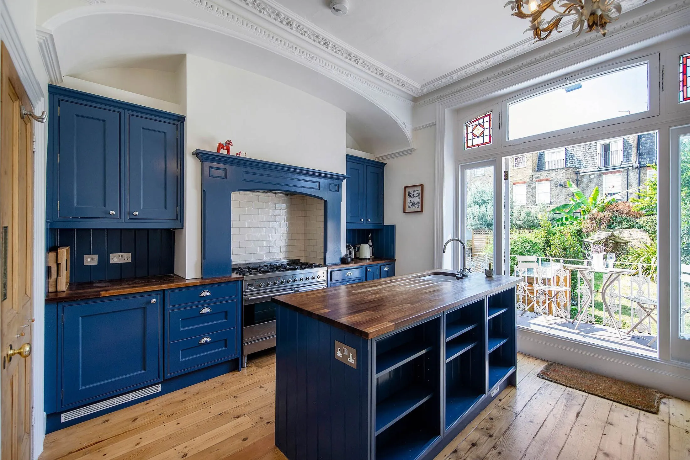 Flat Felden Street in Greater London