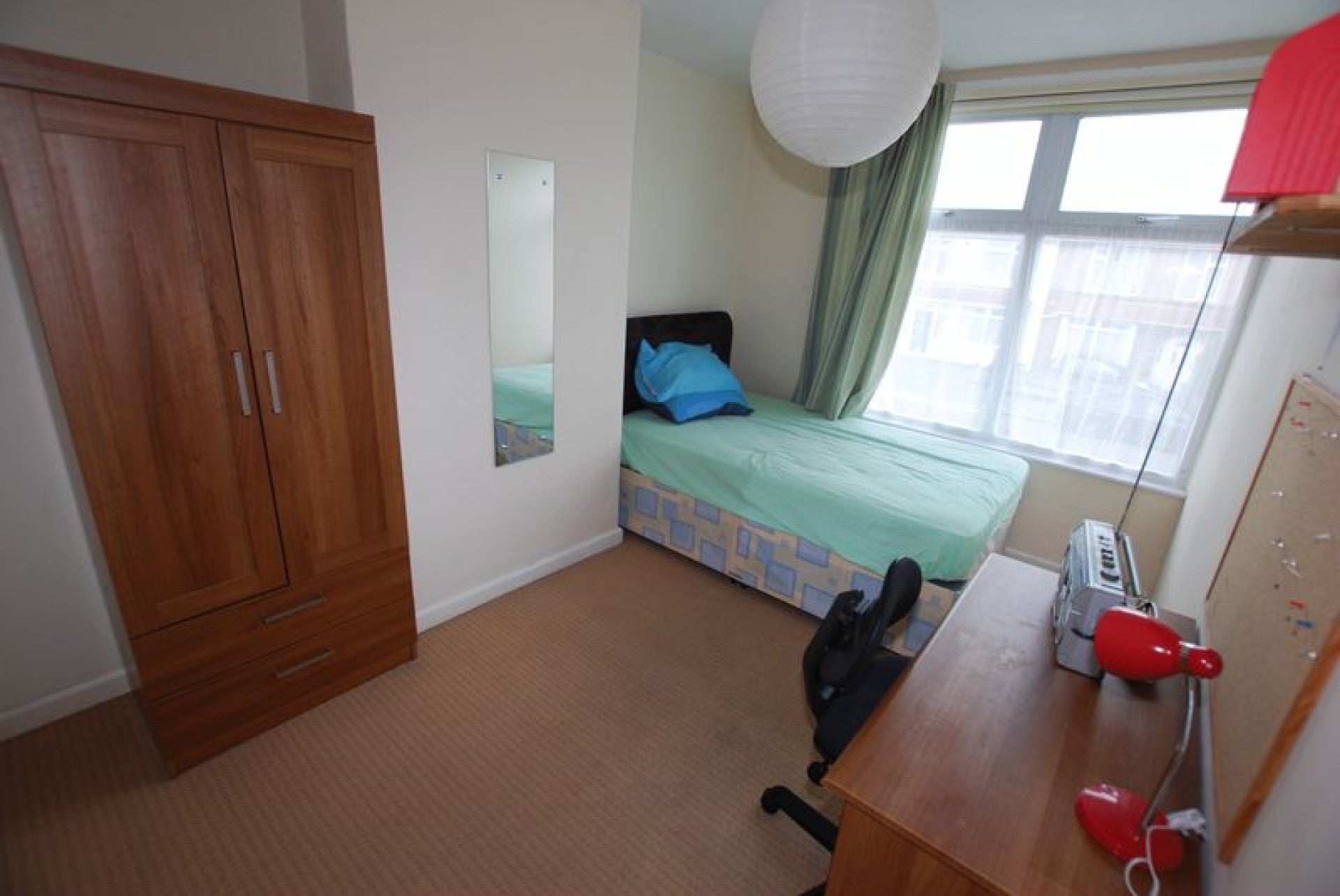 Room Filton Avenue in Bristol