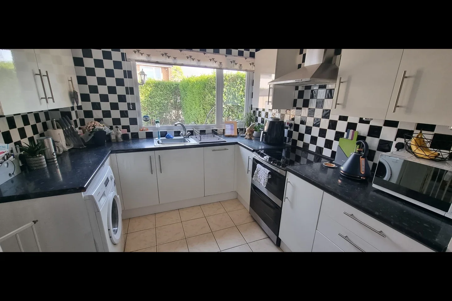 House Stafford Close in Macclesfield