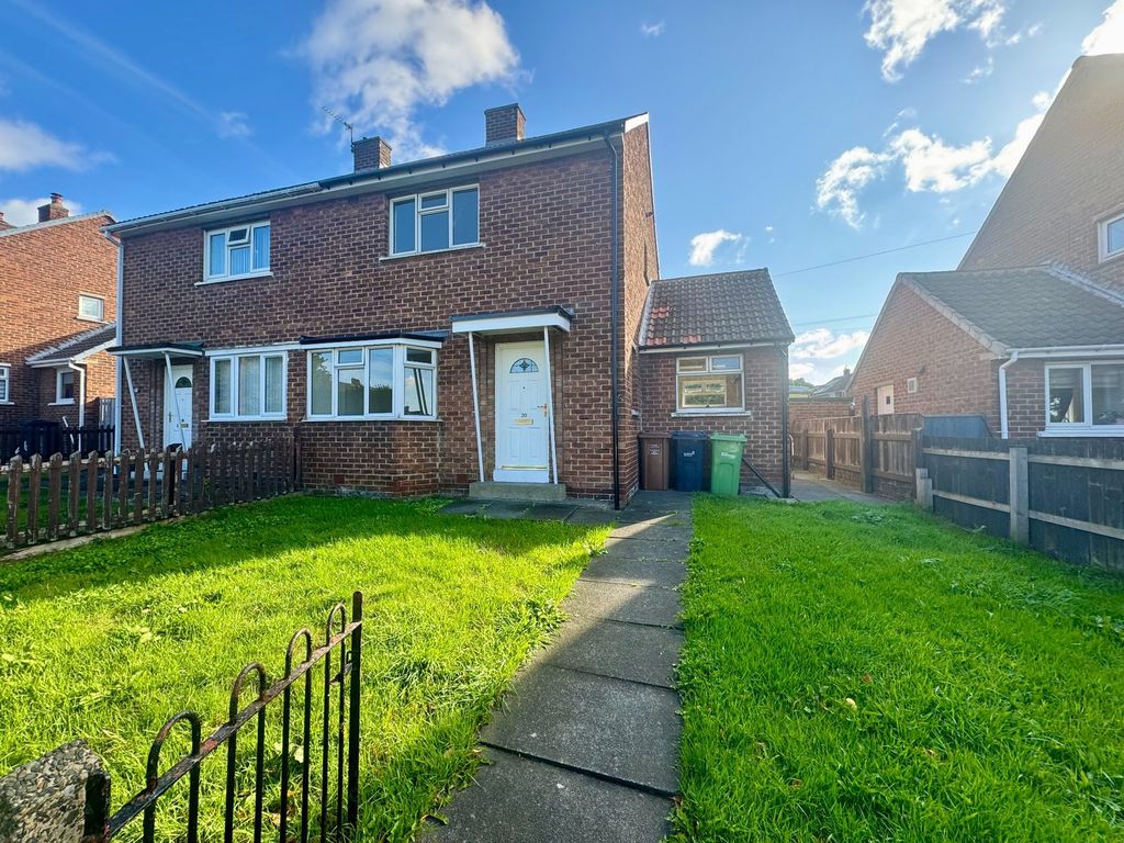 House Brinkburn Crescent in Sunderland