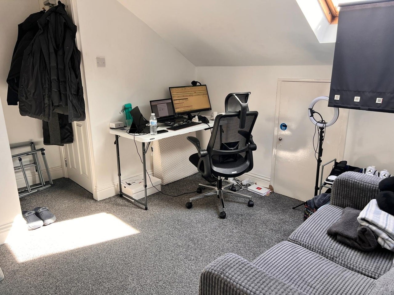Room Denmark Road in Greater London