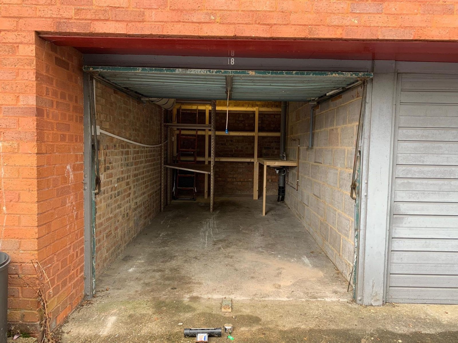 Flat Hunters Hill in High Wycombe Community Board