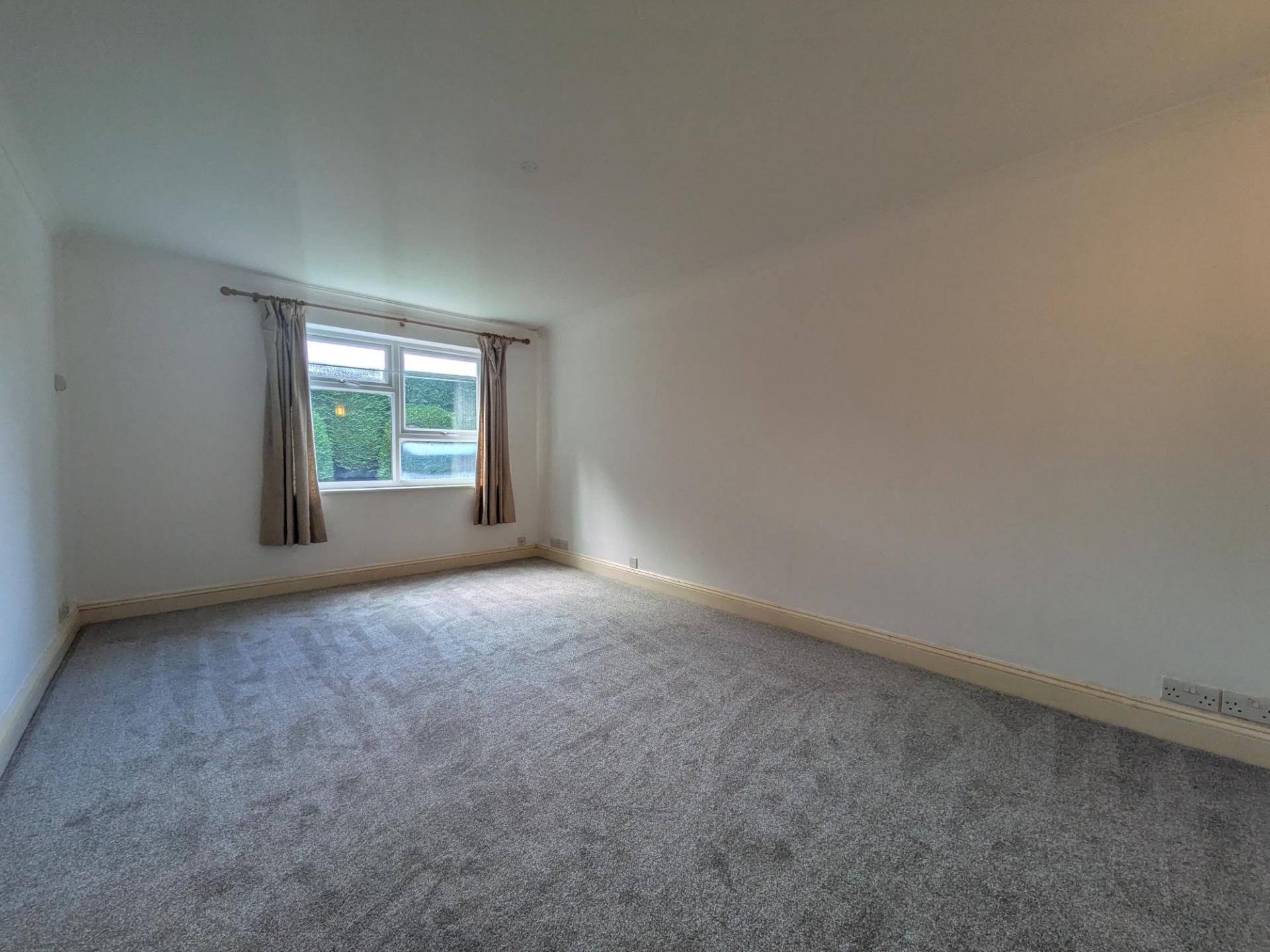 Flat New Street in West Oxfordshire