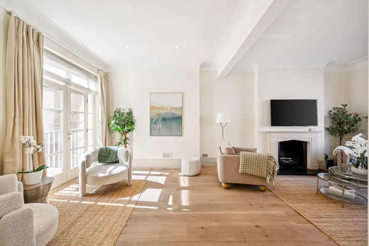 House Limerston Street in Greater London