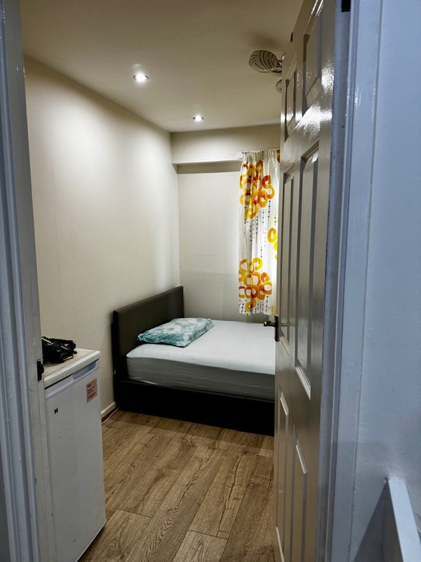 Room Greenfields in Maidenhead