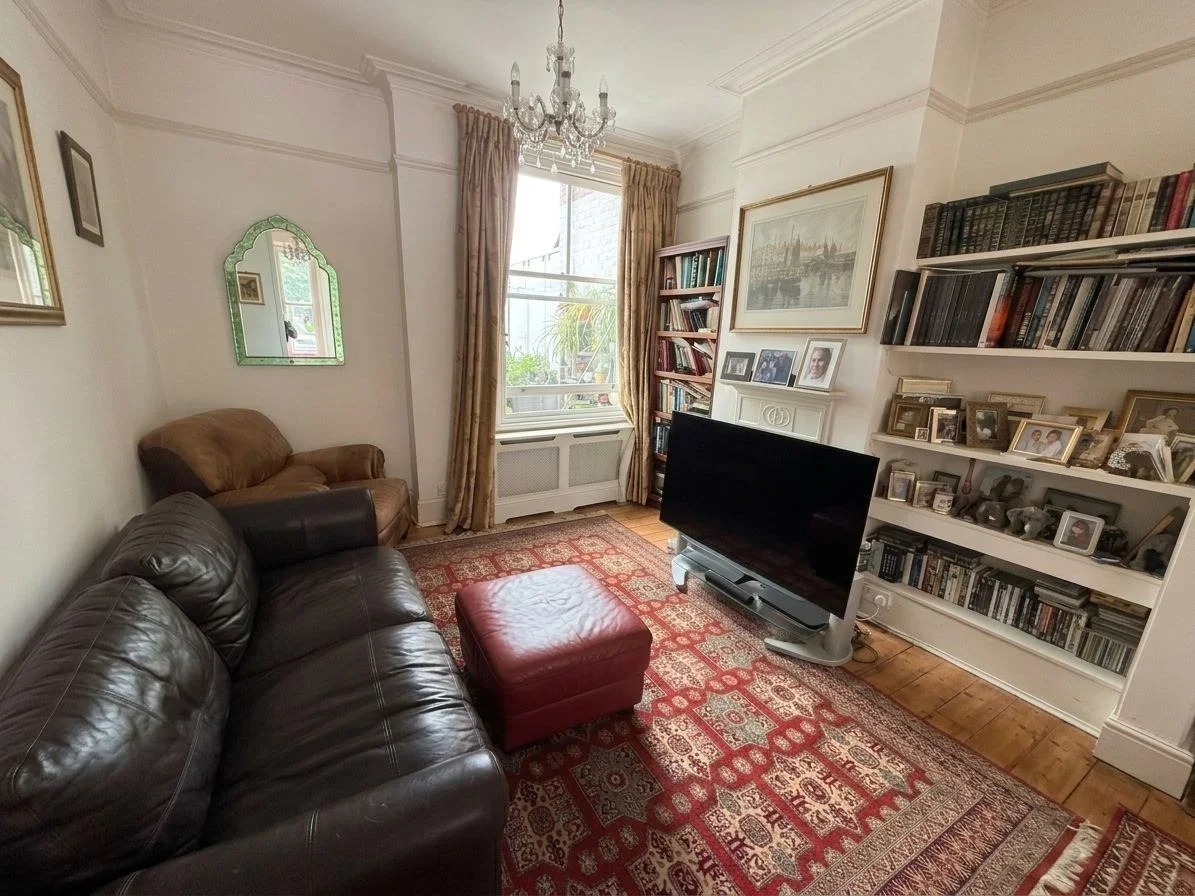 Flat Uxbridge Road in Greater London
