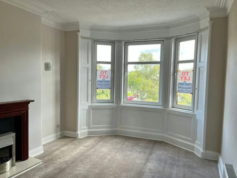 Flat Maryhill Road in Glasgow