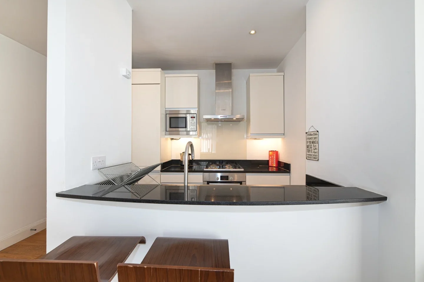 Flat Parry Street in Greater London