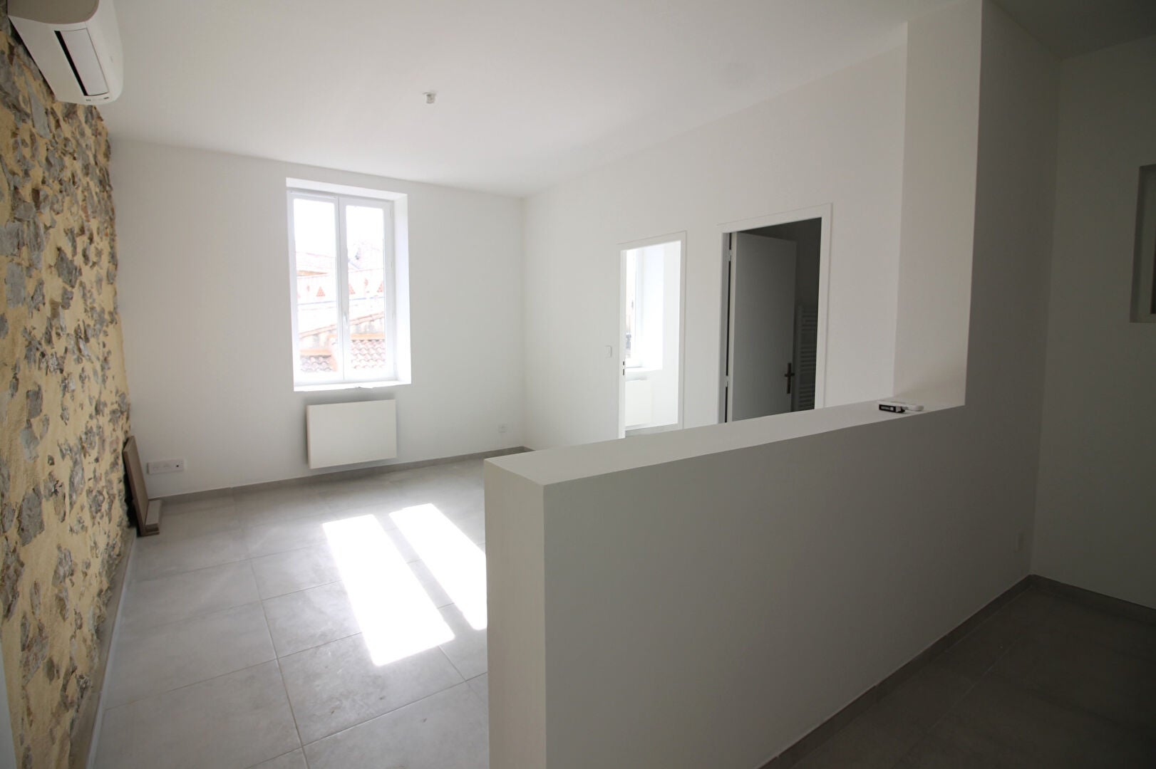 Flat Rue des Cottages in Nîmes
