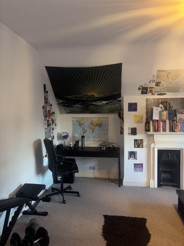 Room Lansdown Road in Bristol
