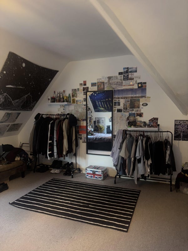Room Lansdown Road in Bristol