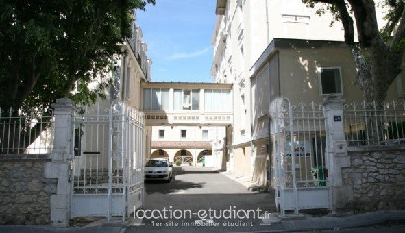 Appartement Rue du Portail Magnanen à Avignon