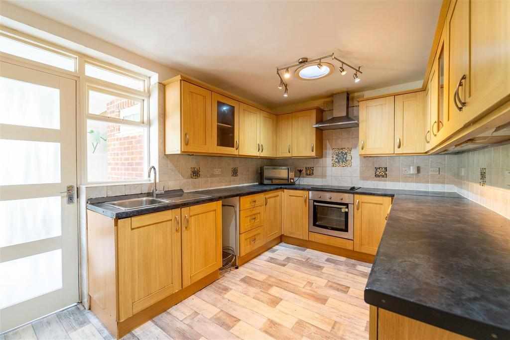 Room Weoley Park Road in Birmingham