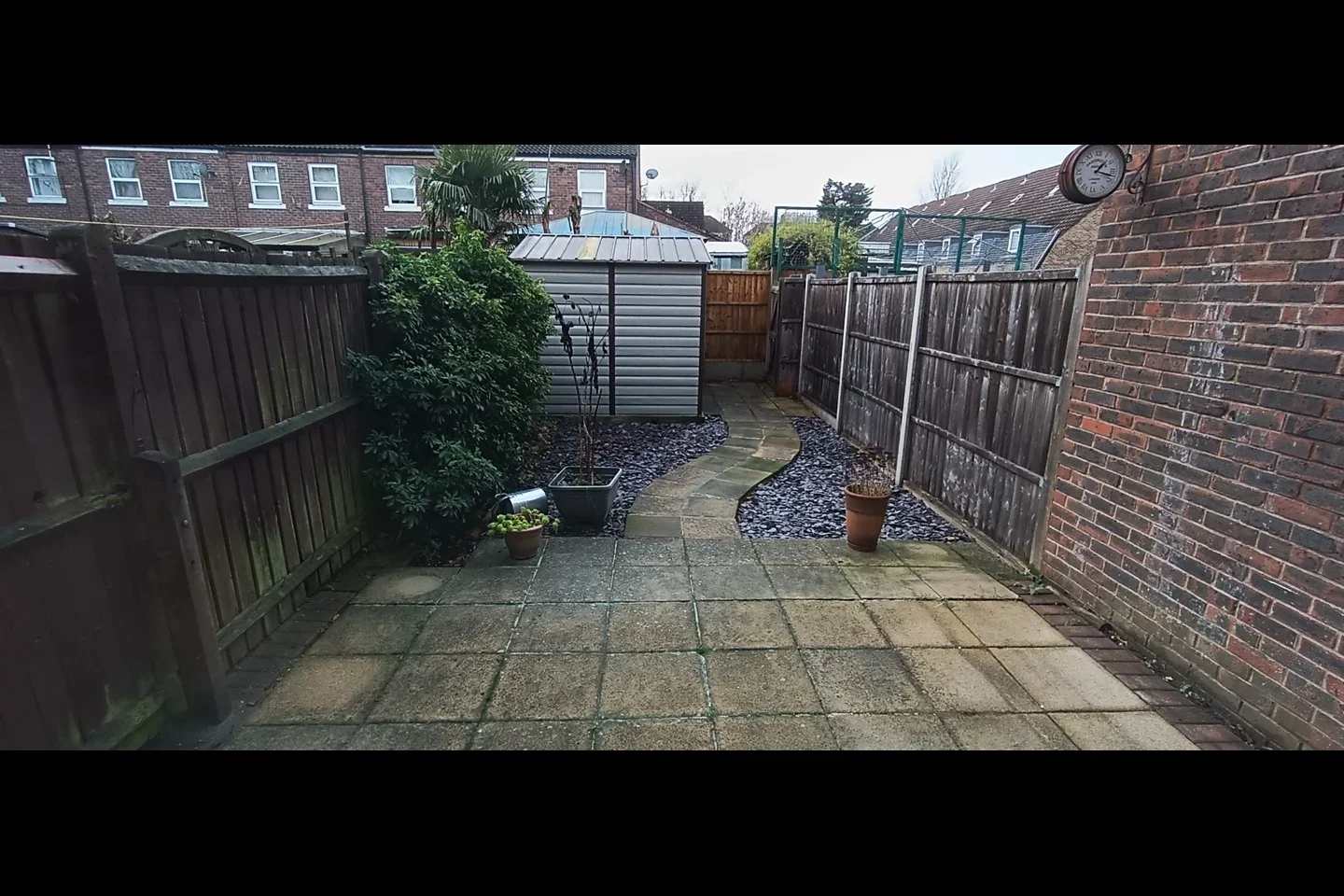 House Henry Cooper Way in Greater London