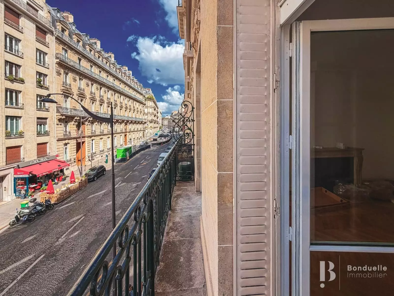 Flat Rue de Courcelles in Paris