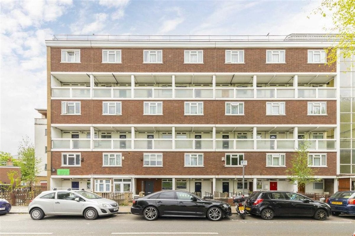 Flat Clarkson Street in Greater London