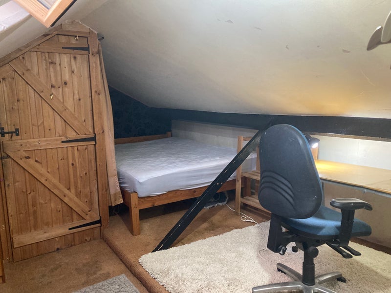 Room Marlborough Road in Greater London