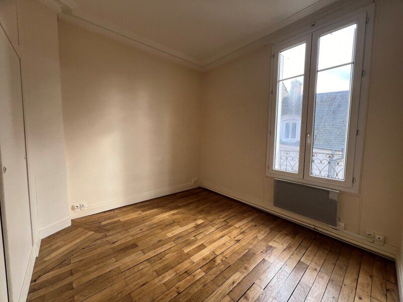 Appartement Place Louis Roguet à Orléans