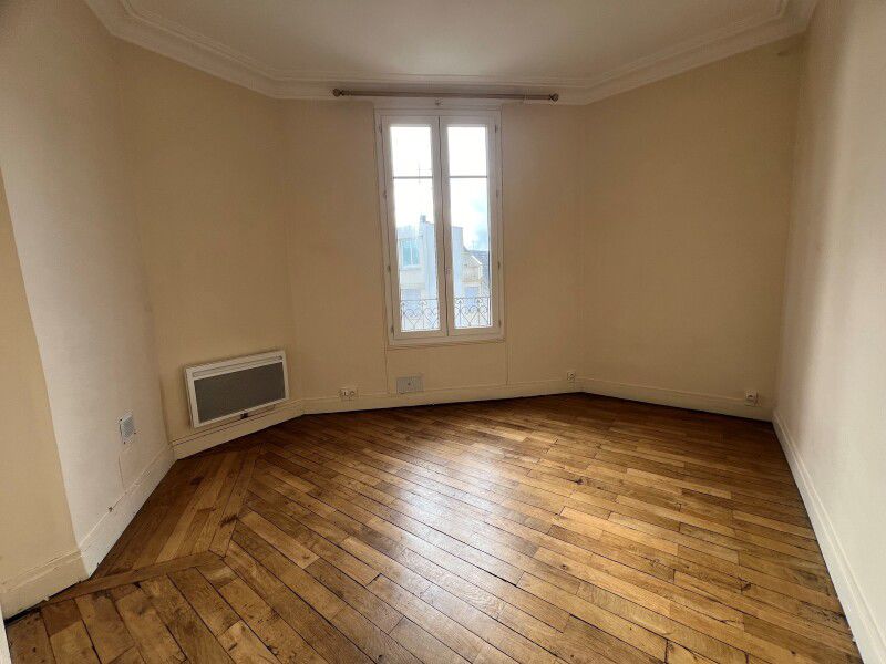Appartement Place Louis Roguet à Orléans