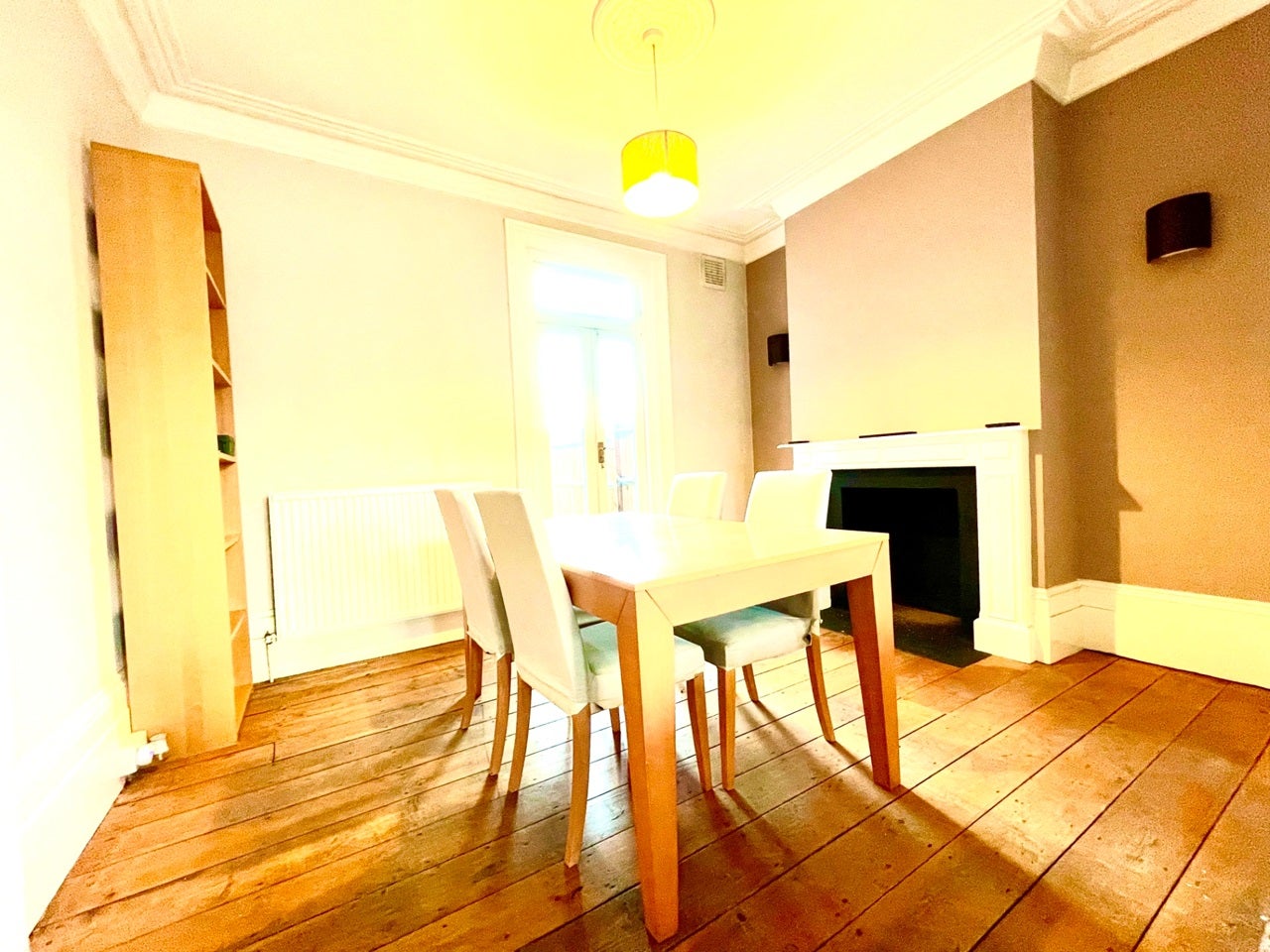 Room Burrage Road in Greater London