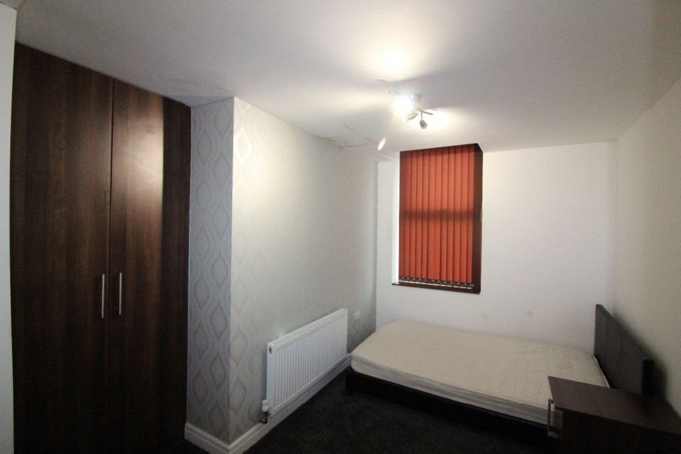 Flat Gordon Street in Preston