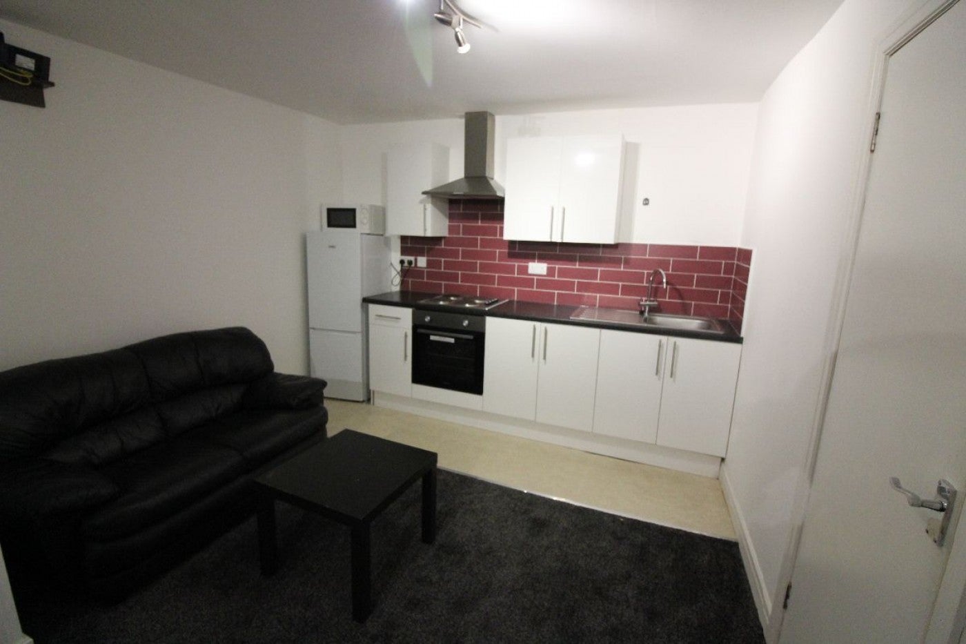 Flat Gordon Street in Preston