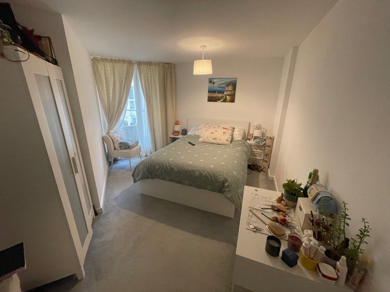 Room Canada Street in Greater London