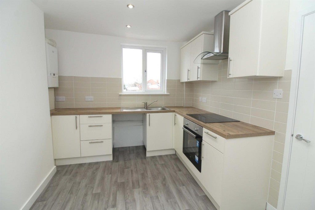 Flat Hagley Road in Stourbridge