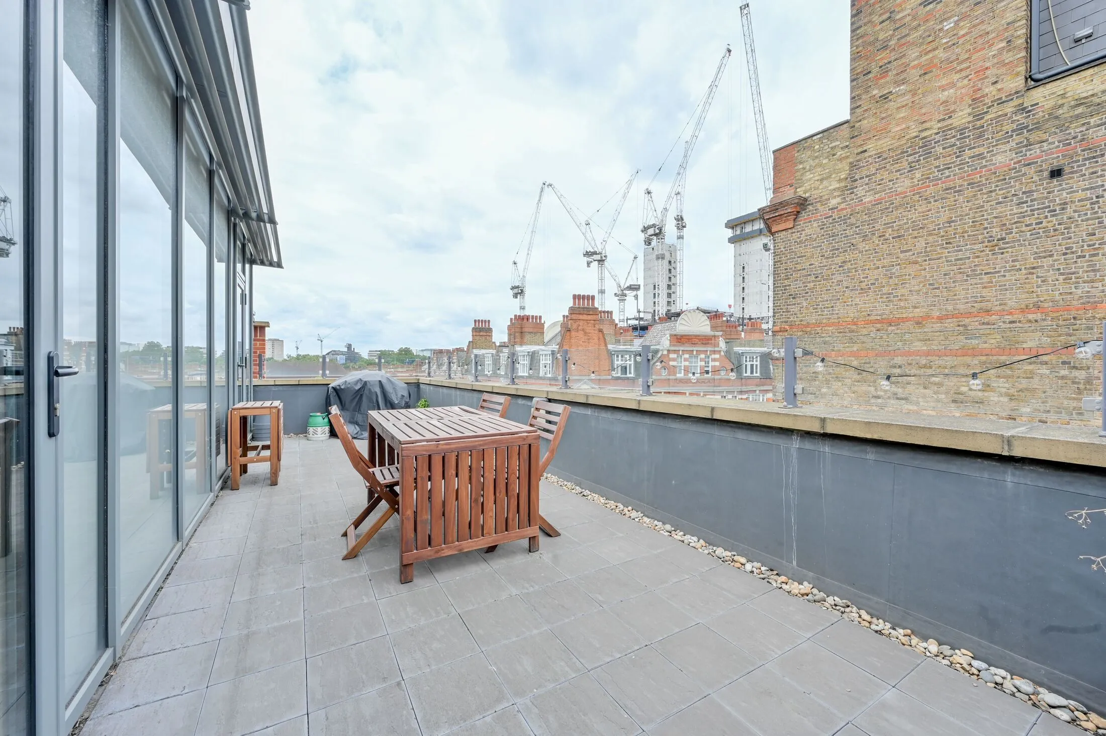 Flat Avonmore Road in Greater London