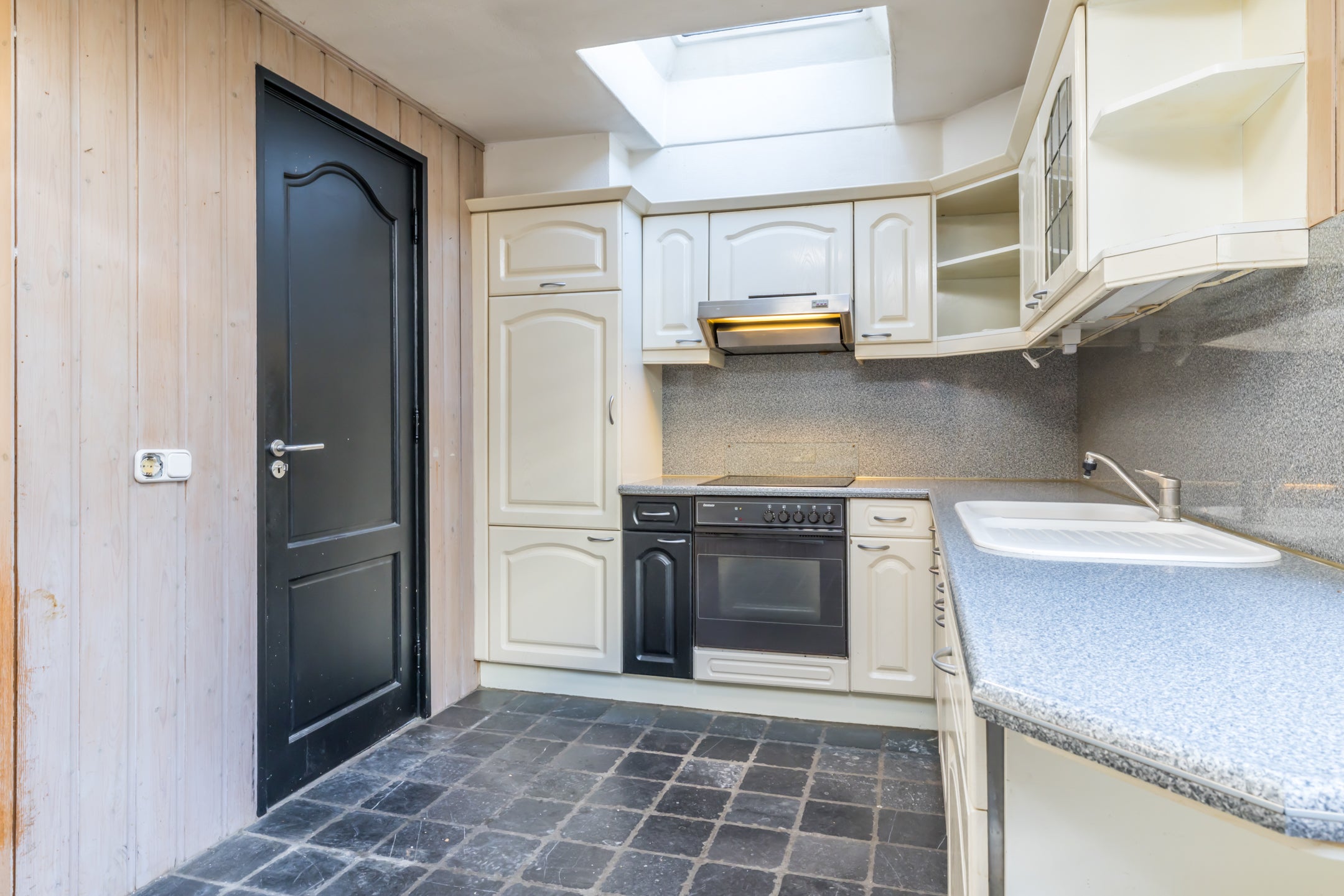 Tussenwoning te koop: Schandelerstraat 24, Heerlen