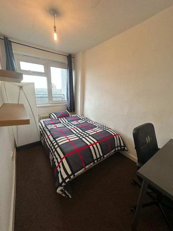 Room Appleby Street in Greater London