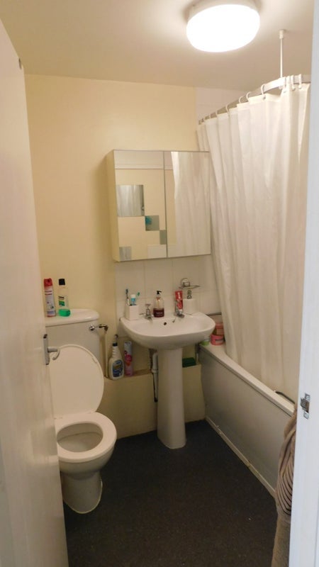 Room Gunson Street in Manchester