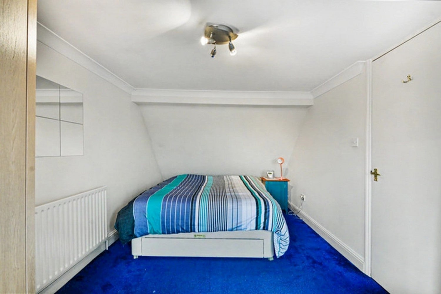 Flat Devonshire Drive in Greater London