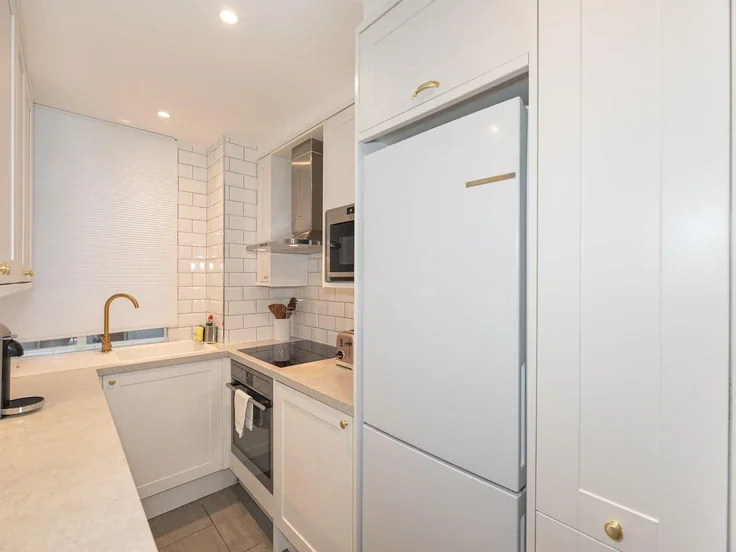 Flat Rutland Gate in City of Westminster