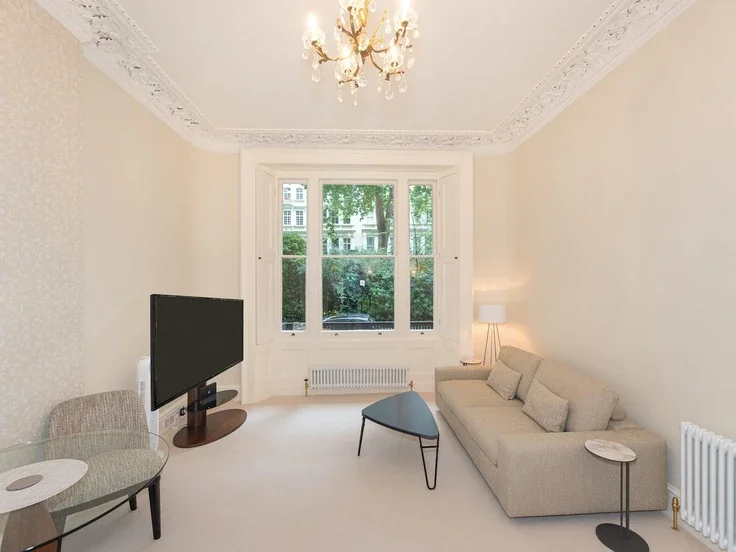 Flat Rutland Gate in City of Westminster