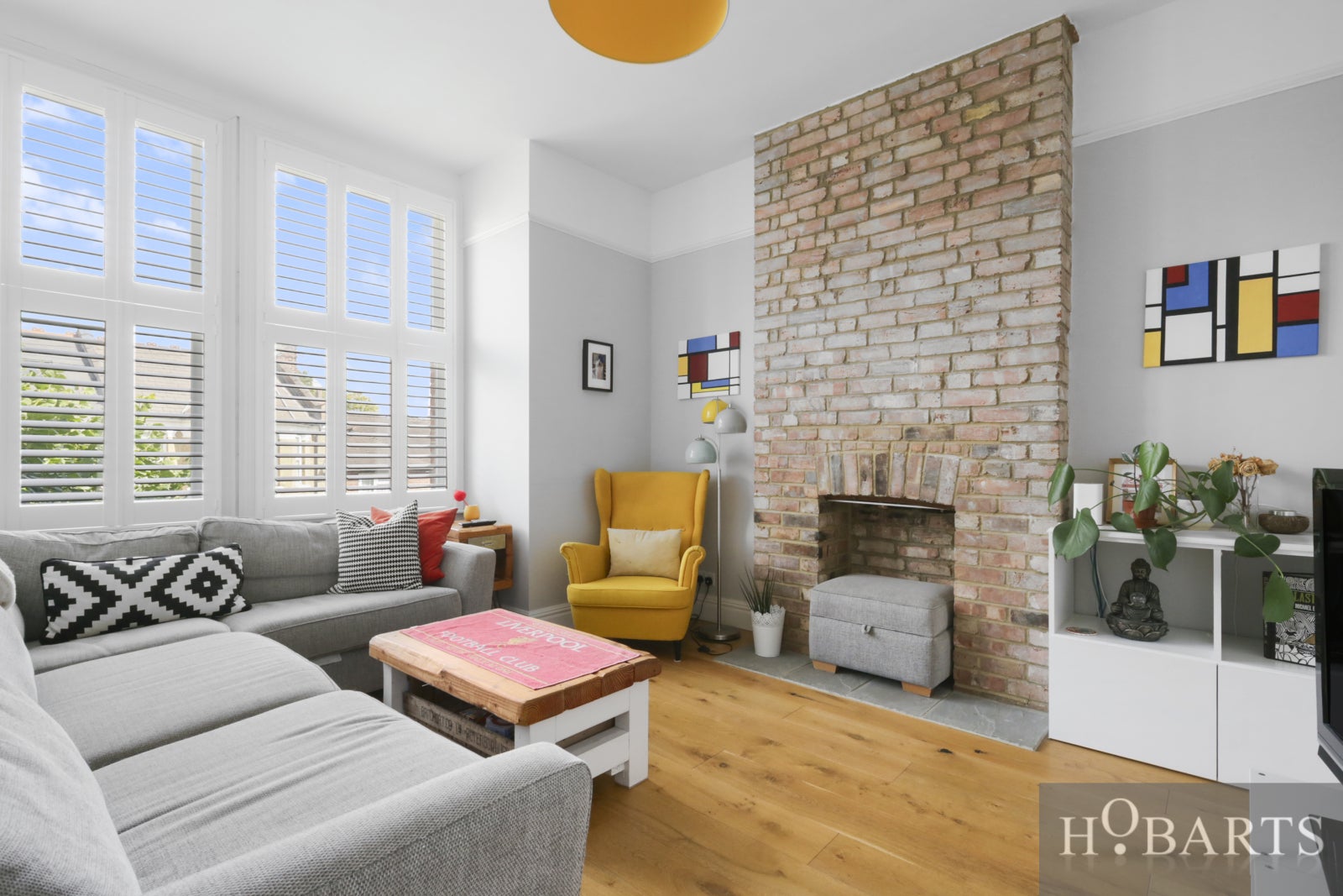 Flat Albert Road in Greater London