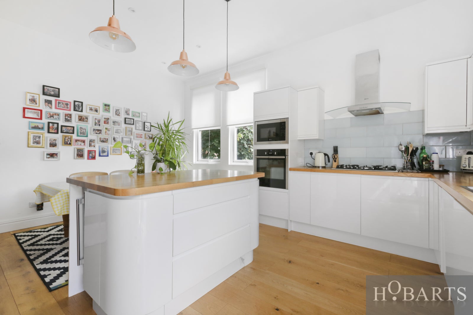Flat Albert Road in Greater London