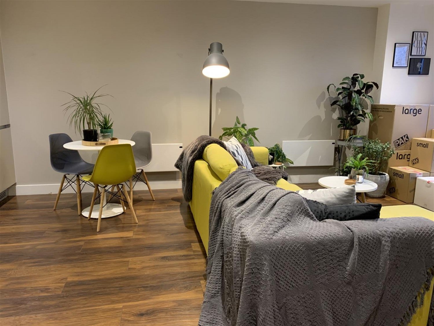 Flat Ordsall Lane in Salford