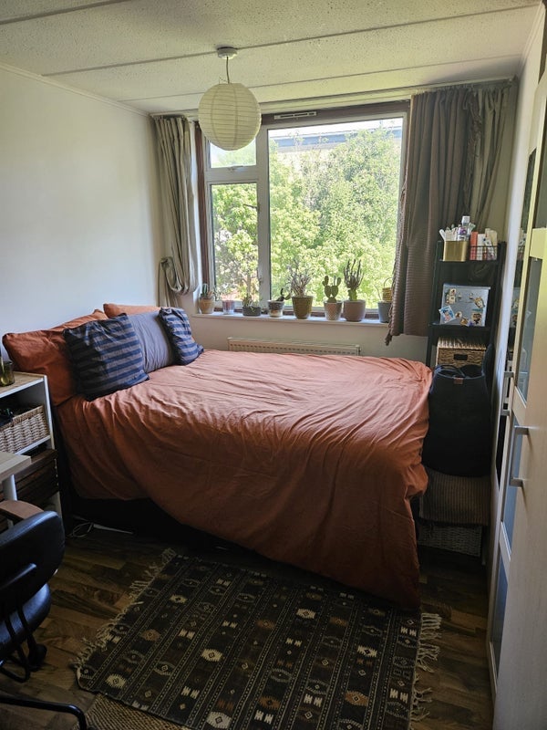 Room Pulford Road in Greater London