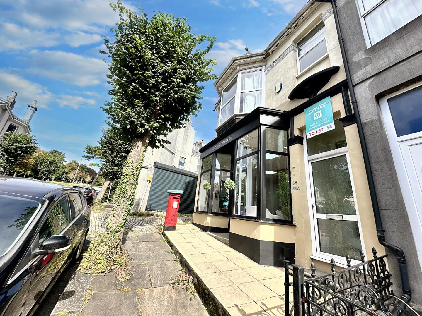 Flat Seymour Avenue in Plymouth