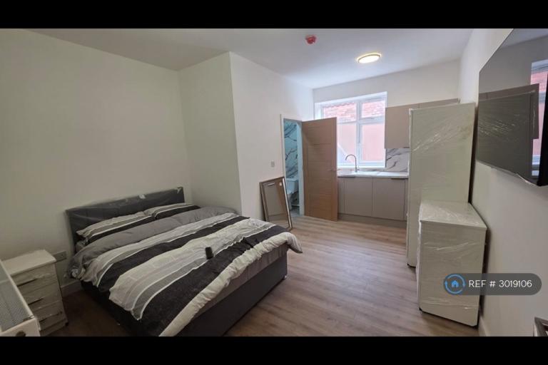 Flat Solihull Road in Birmingham
