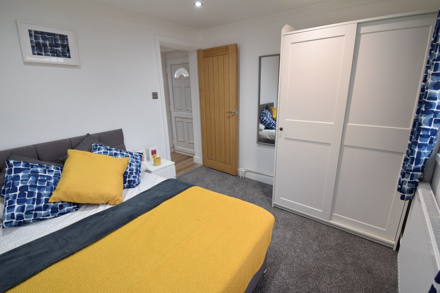 Flat Crwys Road in Cardiff