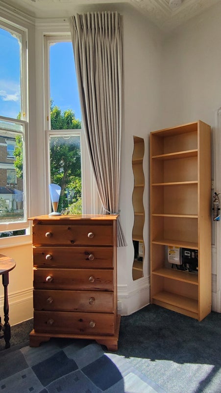 Room South Hill Park Gardens in Greater London