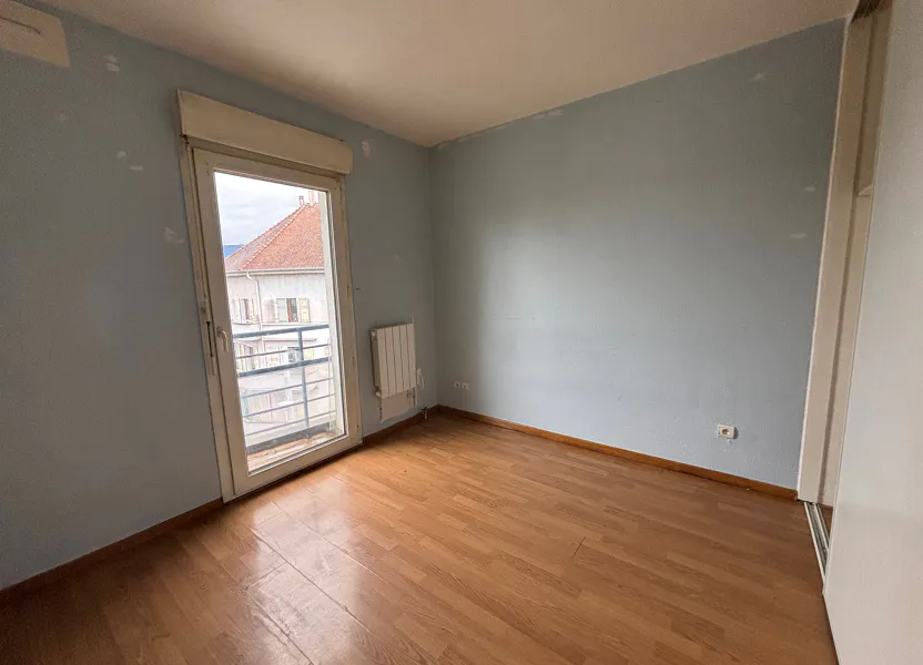 Flat Rue Robert Desbiolles in Gaillard