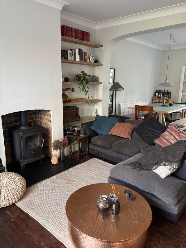 Room Millfields Road in Greater London
