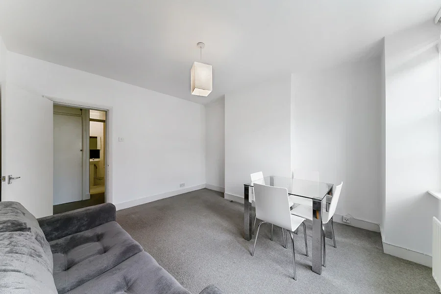 Flat Bryanston Street in London