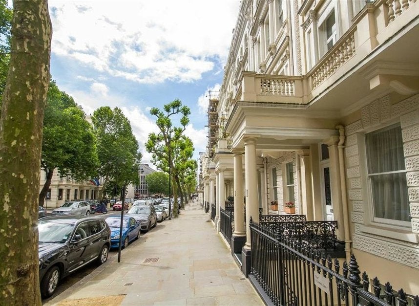 Flat Queen's Gate in Greater London