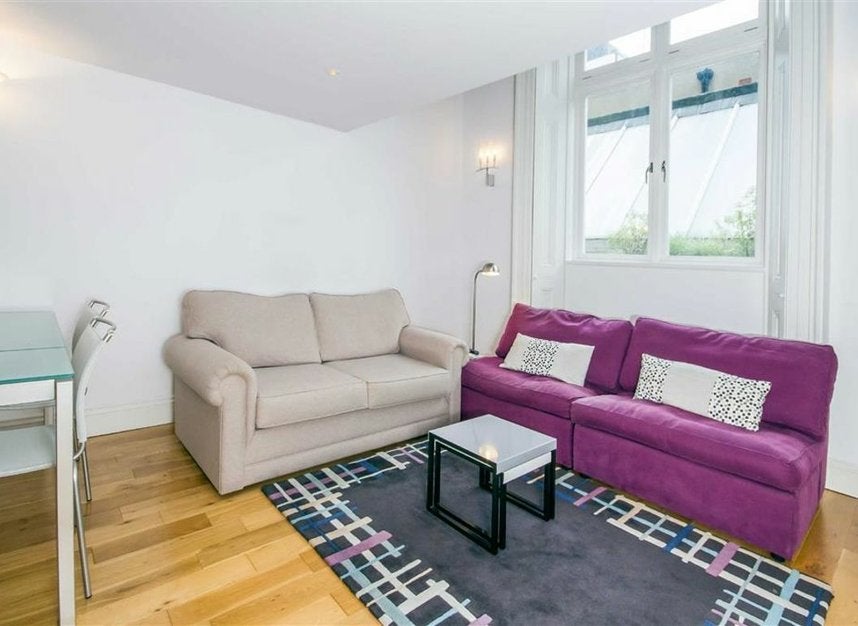 Flat Queen's Gate in Greater London