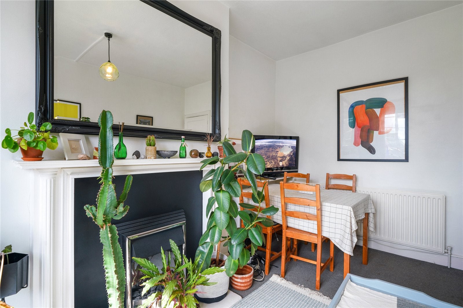 Flat Pentonville Road in Greater London