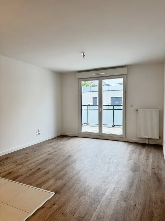 Appartement Avenue Georges Clemenceau à Saint-Jean-de-la-Ruelle